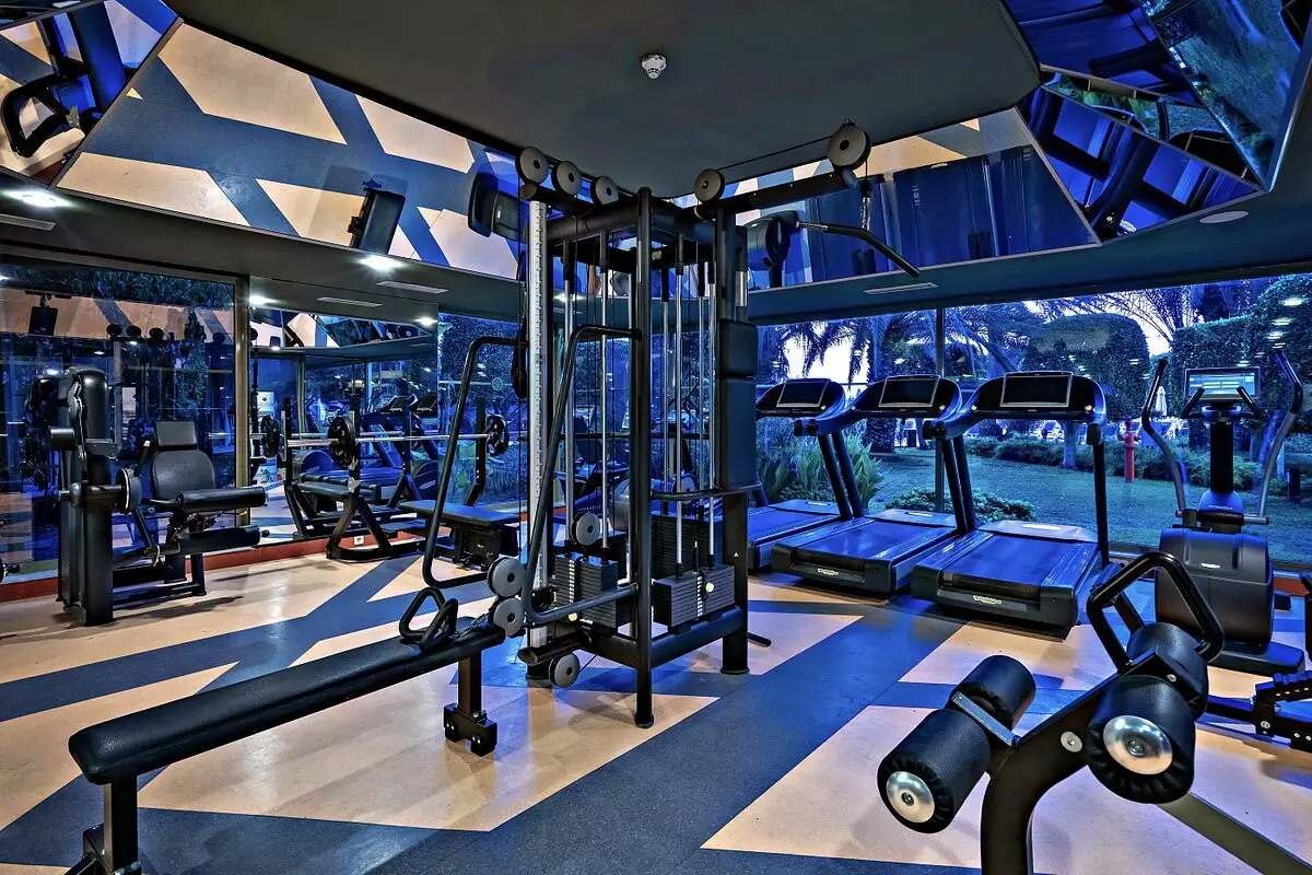 یوفوریا تکیرووا آنتالیا